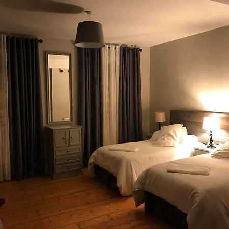 Апартаменты 6 New Street Selfcatering 1 Бэнтри